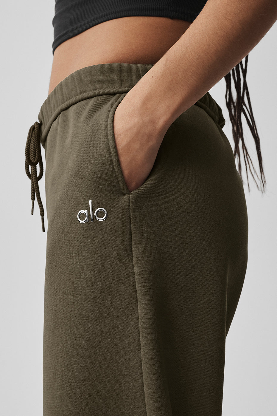 Accolade Straight Leg Sweatpant - Olive Tree